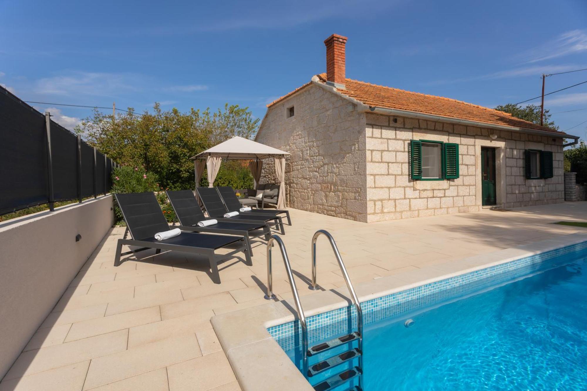 Experience Village Life - Jokini Dvori With Private Pool Pakovo Selo Bagian luar foto